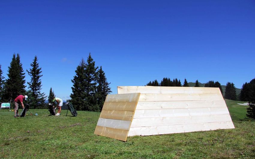 Ce ne sont que des hypothèses , Julia Maier, Arthur Poisson et Nicolas Koch au Centre d'Art de Flaine